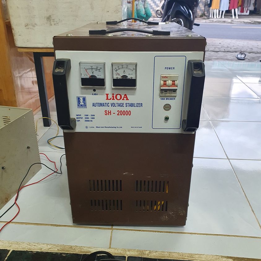 ỔN ÁP LIOA SH-20000