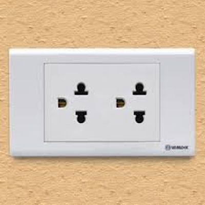 Ổ cắm đôi 3 chấu S18UE2