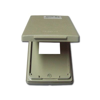 Mặt 1 thiết bị có nắp che mưa WEG7901
